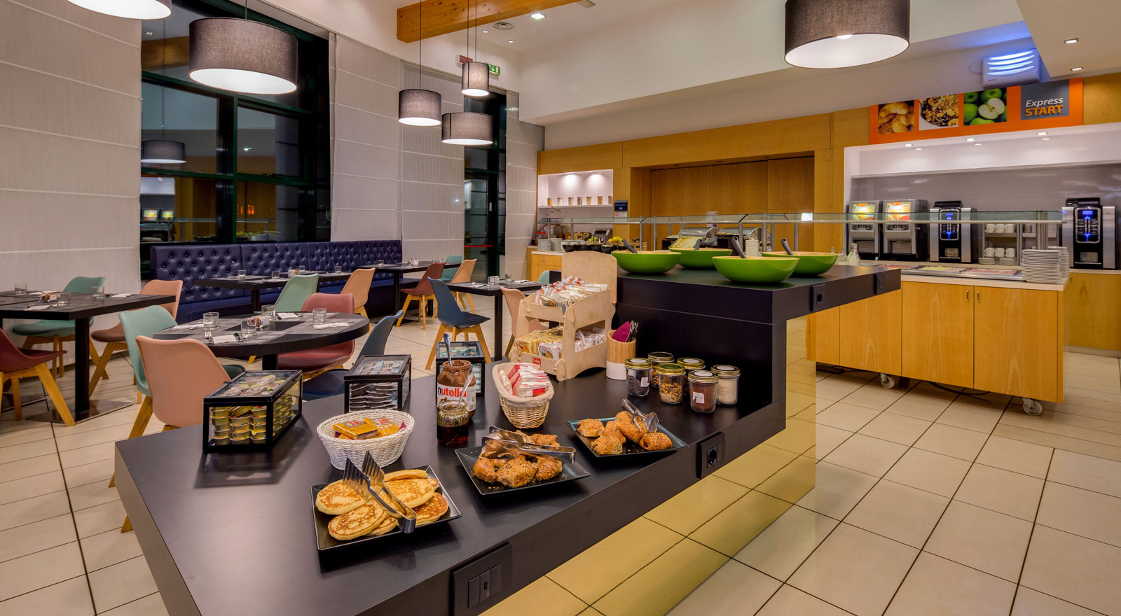 Immagini Holiday Inn Express Bologna Fiera