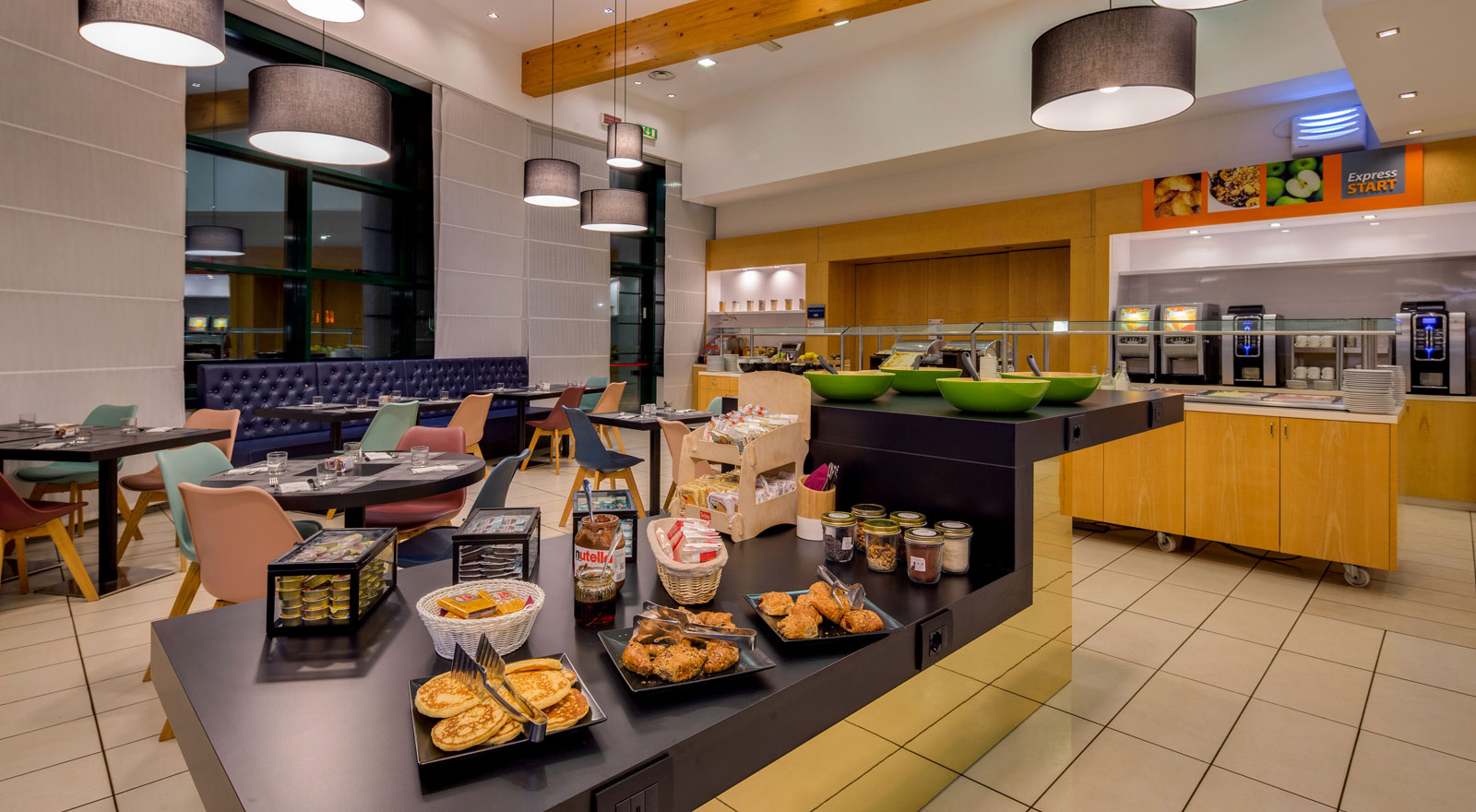 Immagini Holiday Inn Express Bologna Fiera